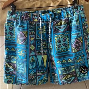 Maui and Sons mens Boardshorts size 31